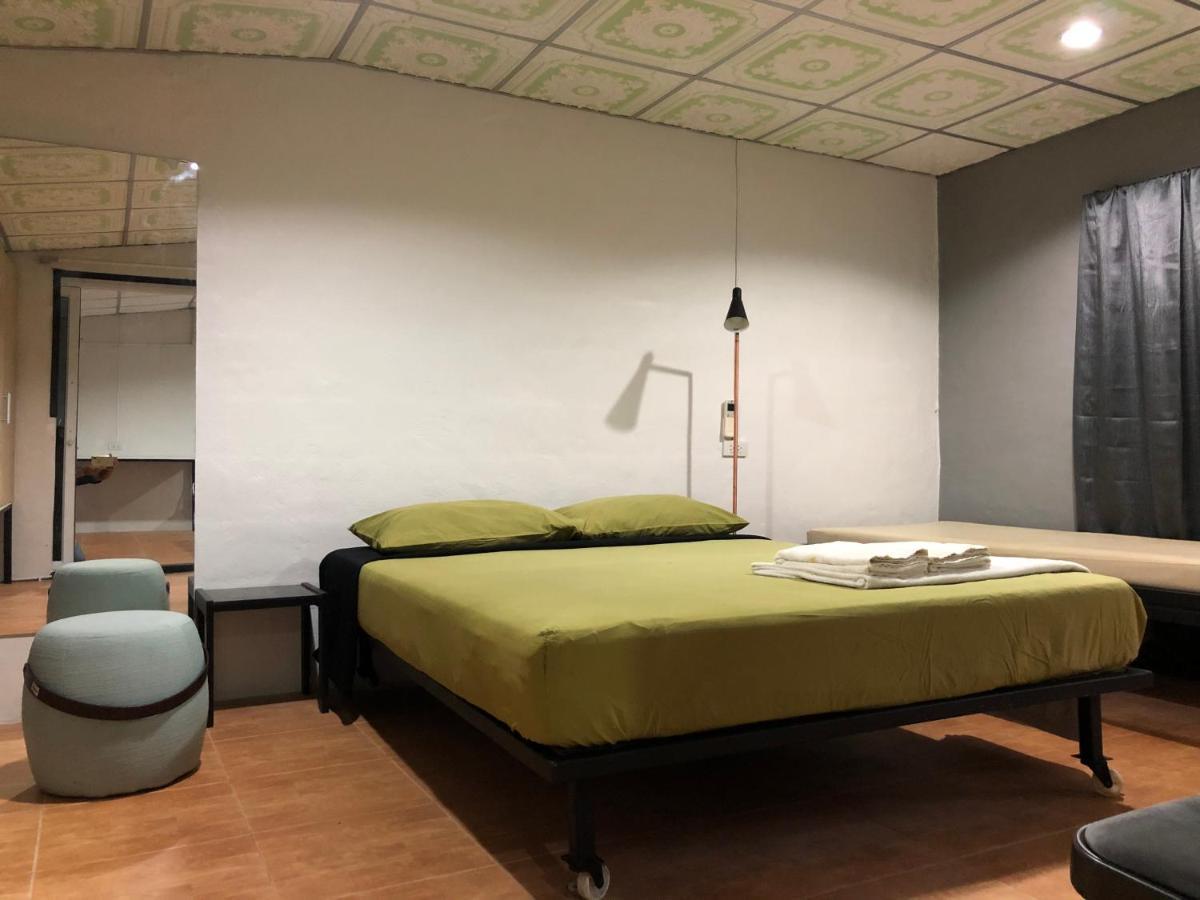 Wassana Sitdharma Guesthouse 트랑 외부 사진