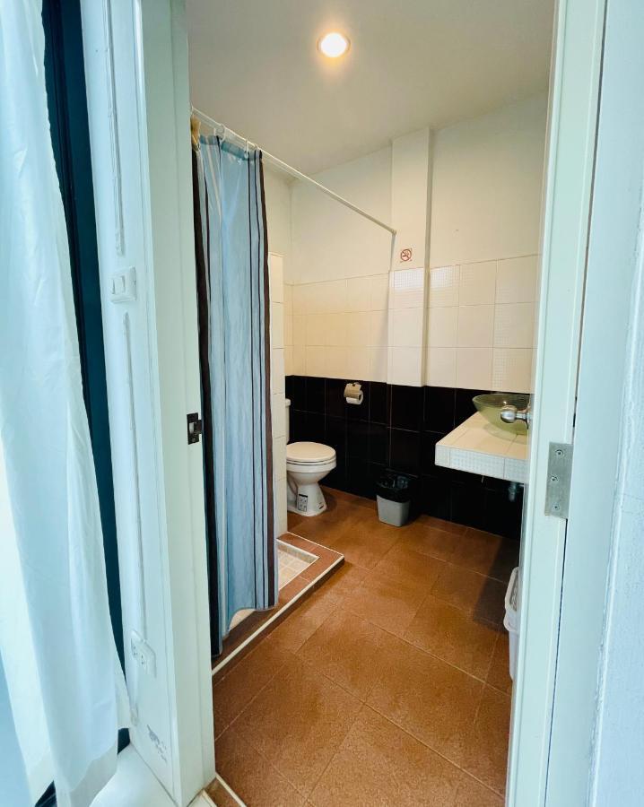 Wassana Sitdharma Guesthouse 트랑 외부 사진