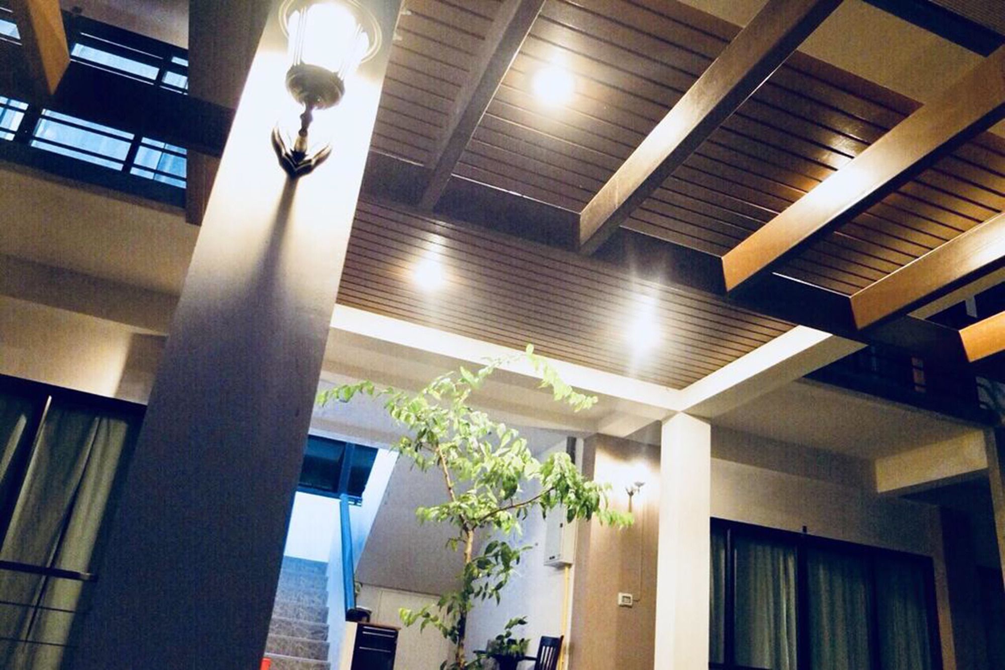 Wassana Sitdharma Guesthouse 트랑 외부 사진